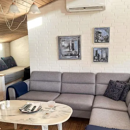 Three-bedroom In Thisted 4 *