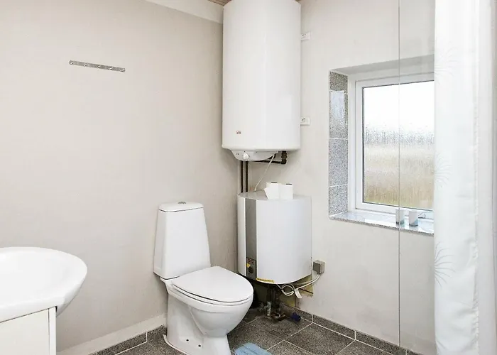 Three-bedroom In Thisted 4 *
